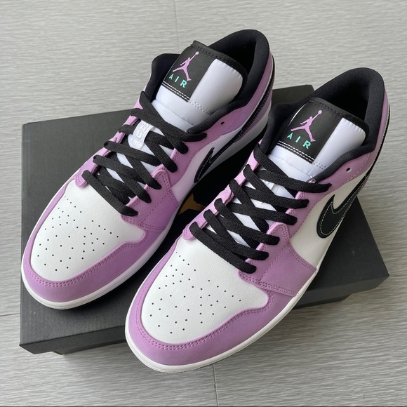 Air Jordan 1 Low 💜Violet Shock White Black - Picture 3 of 4